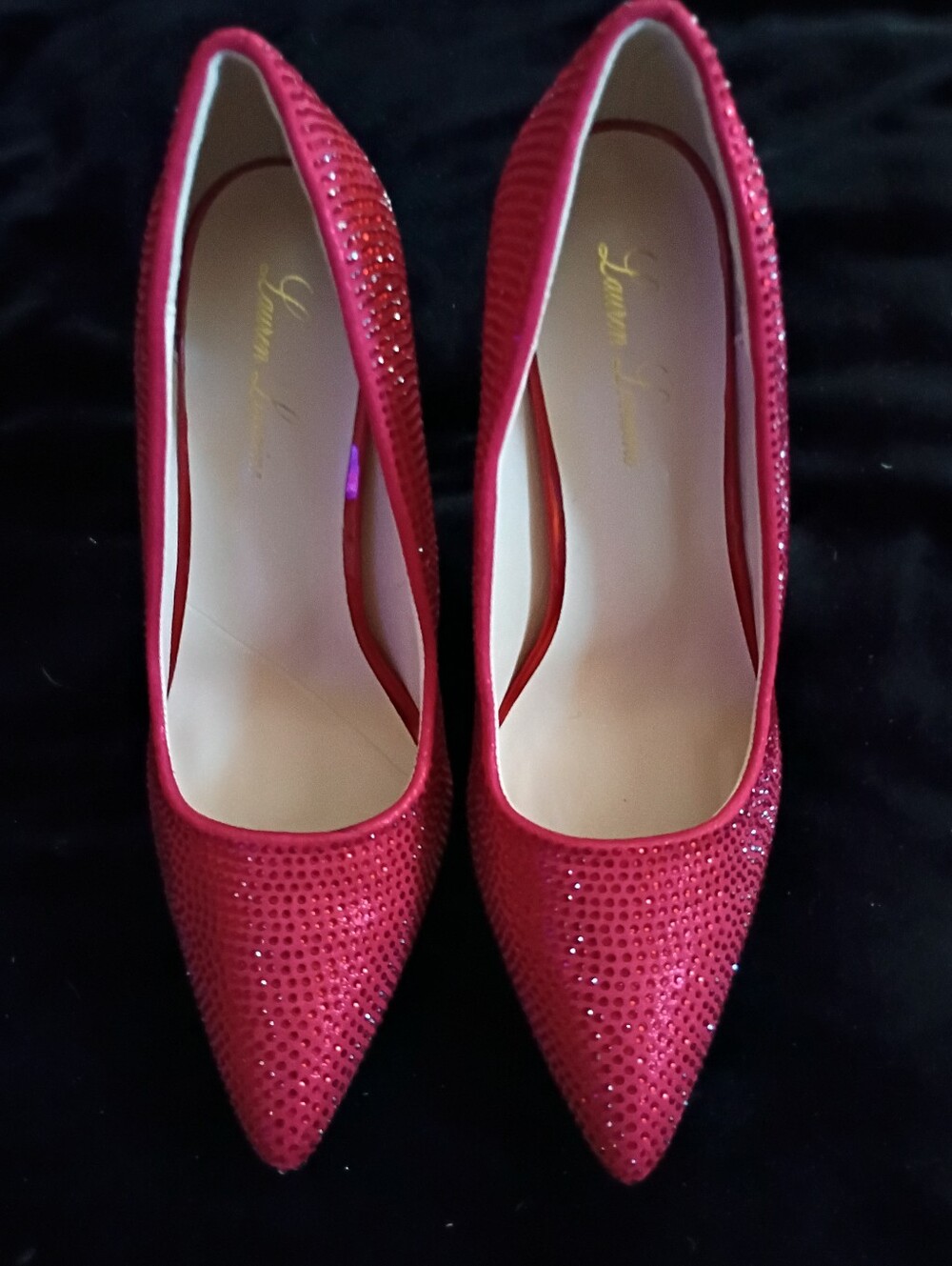 Lauren Lorraine Women's Fuchsia Crystal Pointed Toe Stiletto Size 6.5